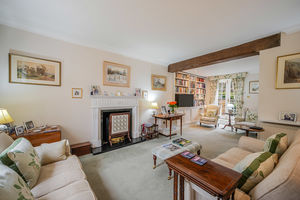 Sitting room- click for photo gallery